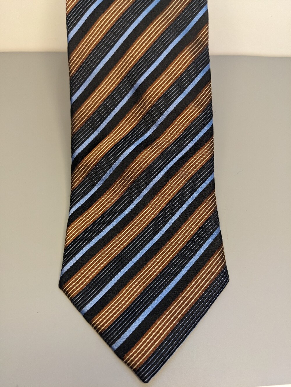Hugo Boss 100 Percent Silk Tie Italy Blue Luxury Mens Business